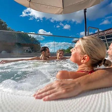 Summerhof Otel 3*