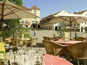 Summerhof Hotell 3*